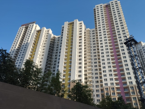 2 bhk flat for rent in Hero homes